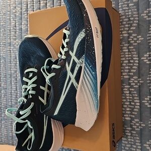 Asics BRAND NEW MAGIC SPEED WOMENS SNEAKERS 7.5